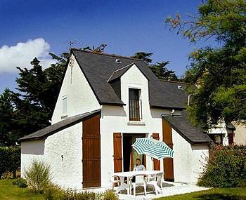 Lagrange Vacances Les Maisonnettes เลอปูลีแกน ภายนอก รูปภาพ